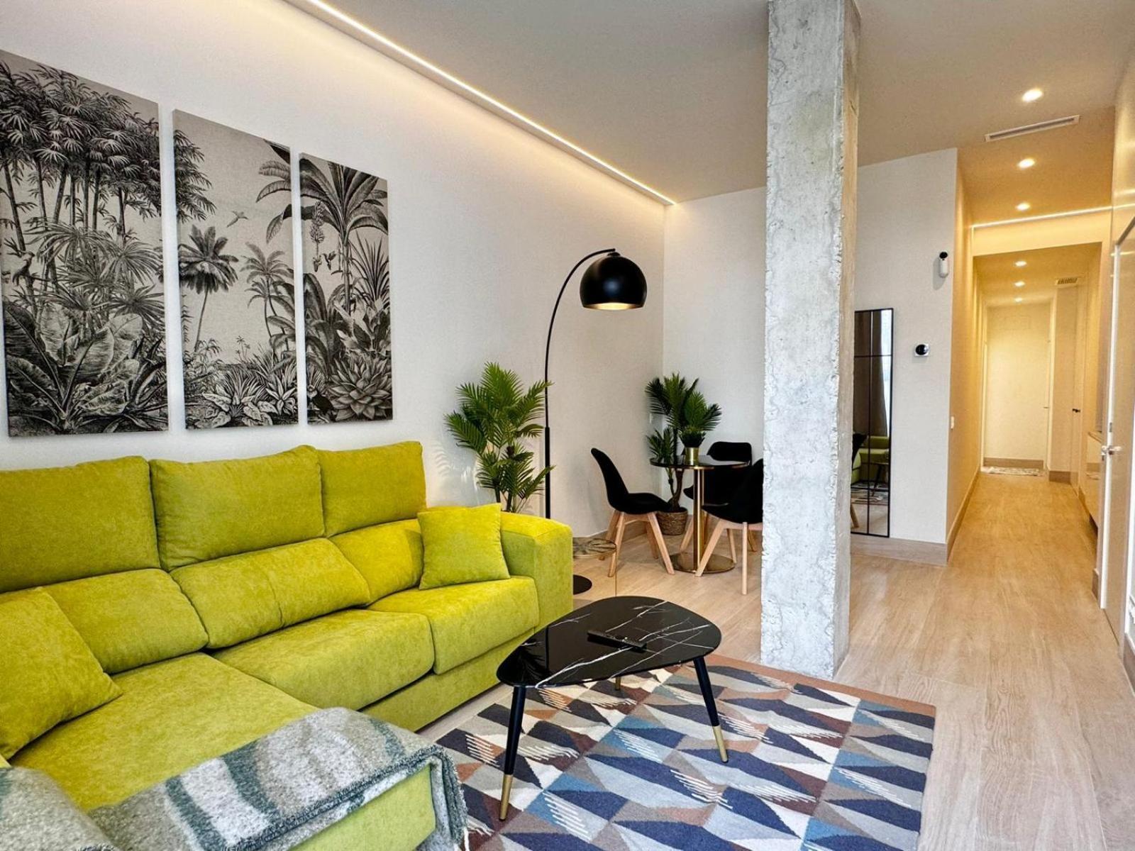 Apartamentos Orilla Del Bernabeu Madrid Exterior photo